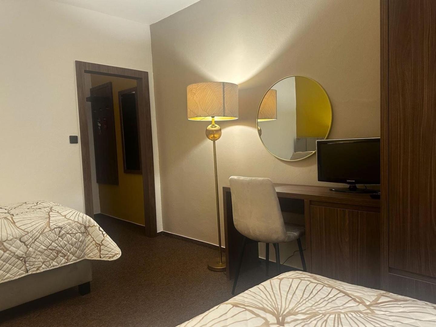 Hotel Zlaty Byk Rimavská Sobota Dış mekan fotoğraf
